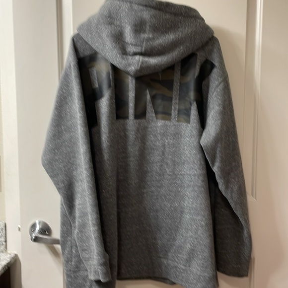 EUC! VS PINK Sherpa lined oversized camo logo hoodie size Large - Picture 7 of 7